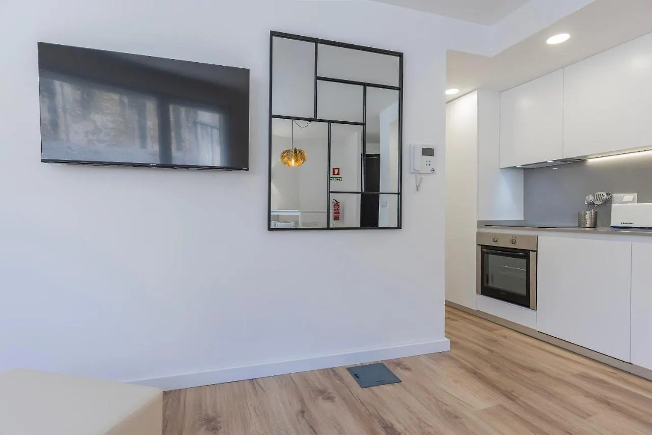 Cozy Flat In Central Lisbon By Lovelystay Apartament