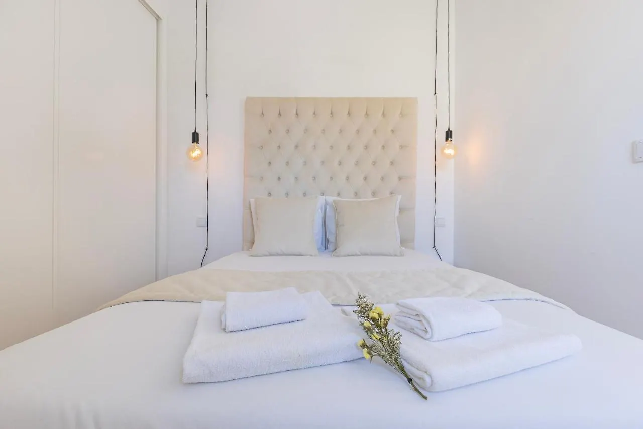 Appartamento Cozy Flat In Central Lisbon By Lovelystay